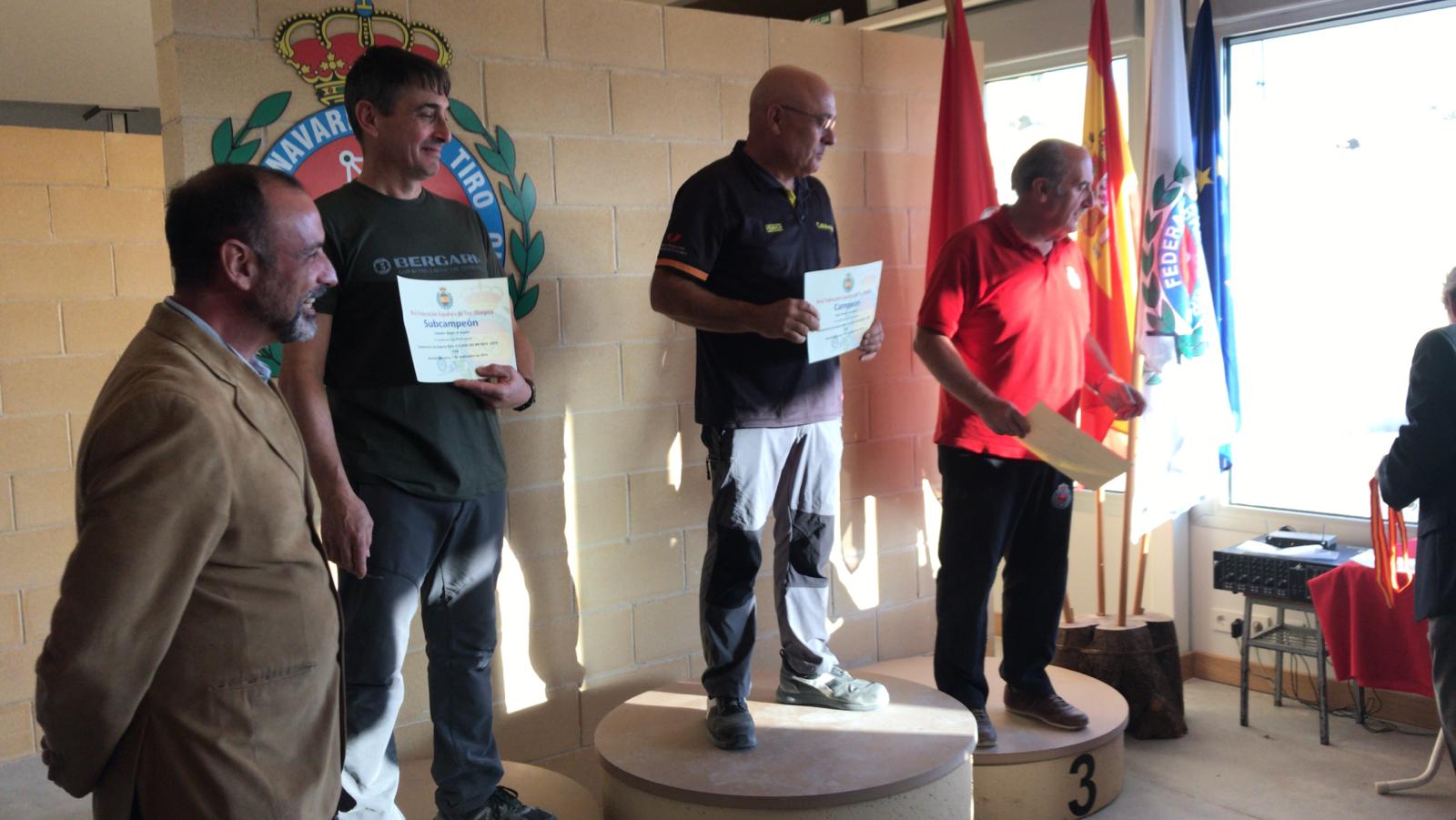 CAMPEONATO DE ESPAÑA DE RIFLE F-CLASS RESTRICTED Y OPEN 200 MTS CELEBRADO EN EL CAMPO DE AIZOAIN .